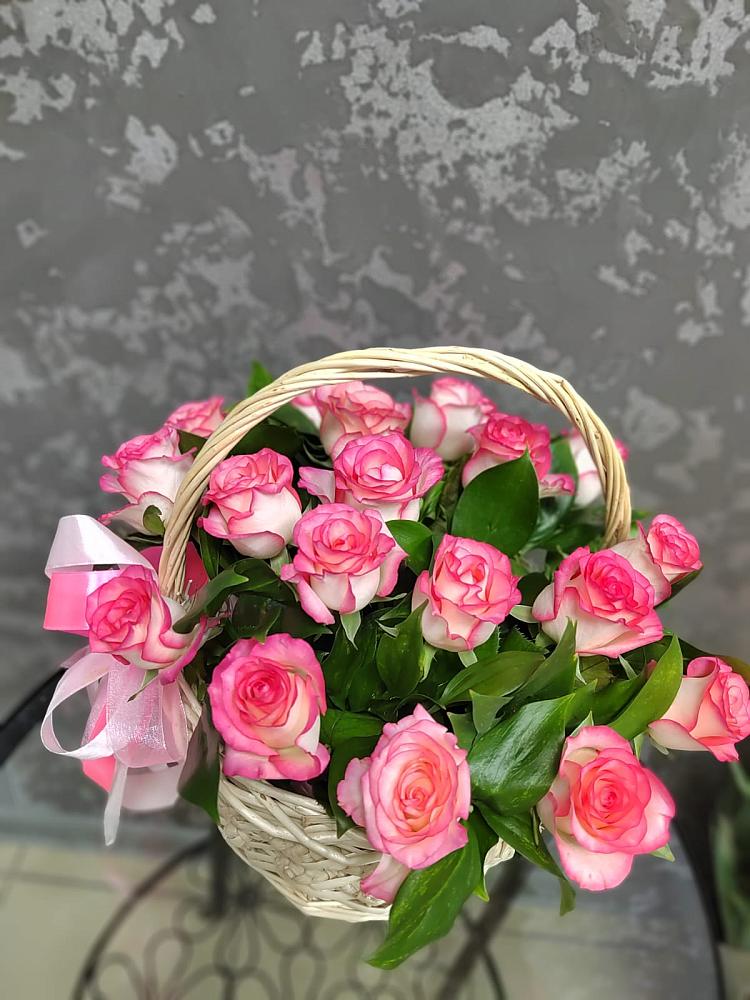 Цветочная композиция из Розы в корзине в Пестриково