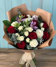 Букет цветов из:  Розы и Альстромерии в Пестриково
