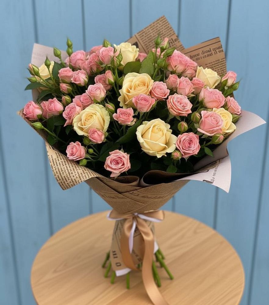 Букет цветов из: Розы в Пестриково