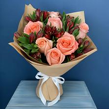 Букет цветов из:  Розы и Альстромерии в Пестриково