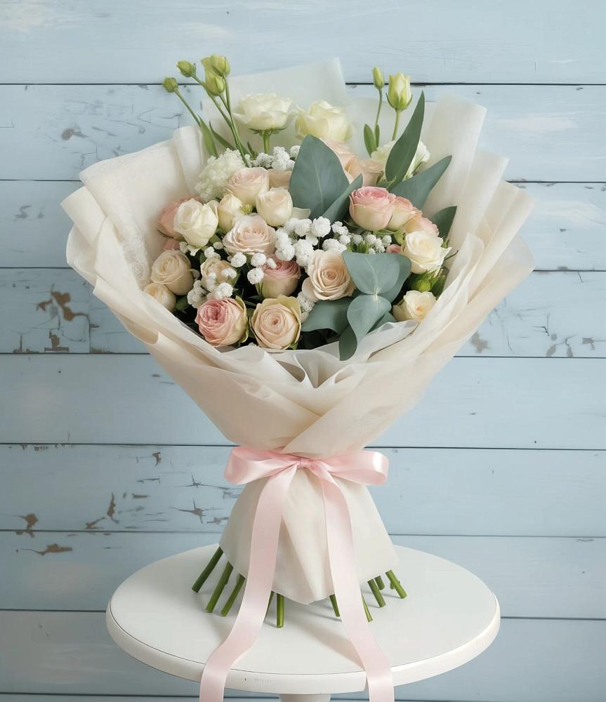 Букет цветов из: Розы и Лизиантусы в Пестриково