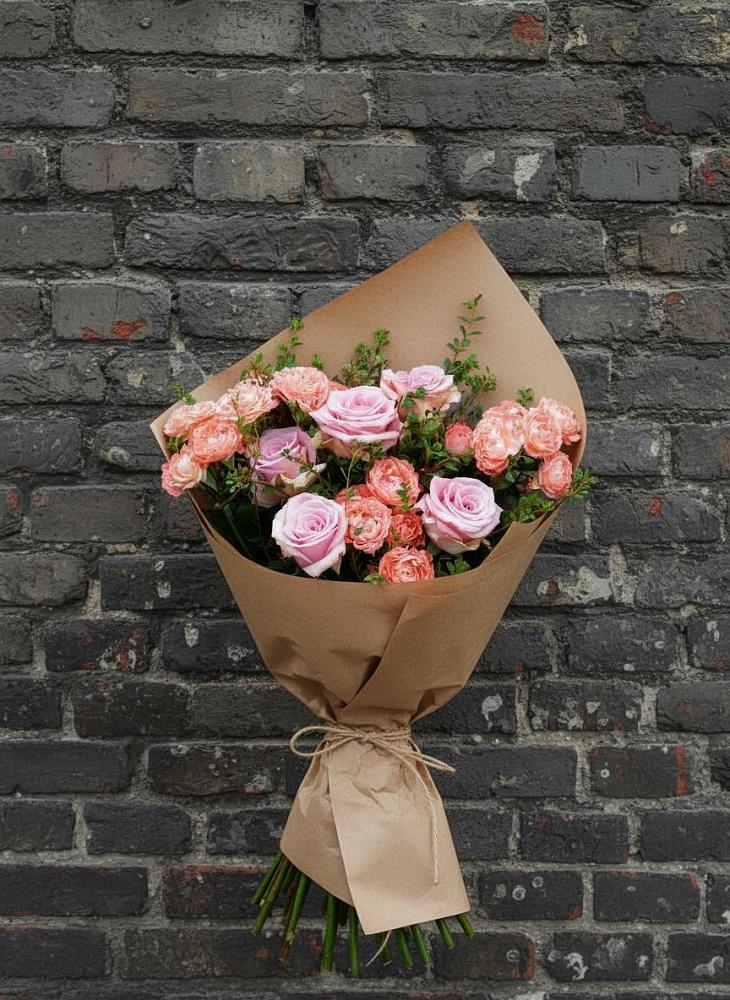 Букет цветов из: Розы в Пестриково