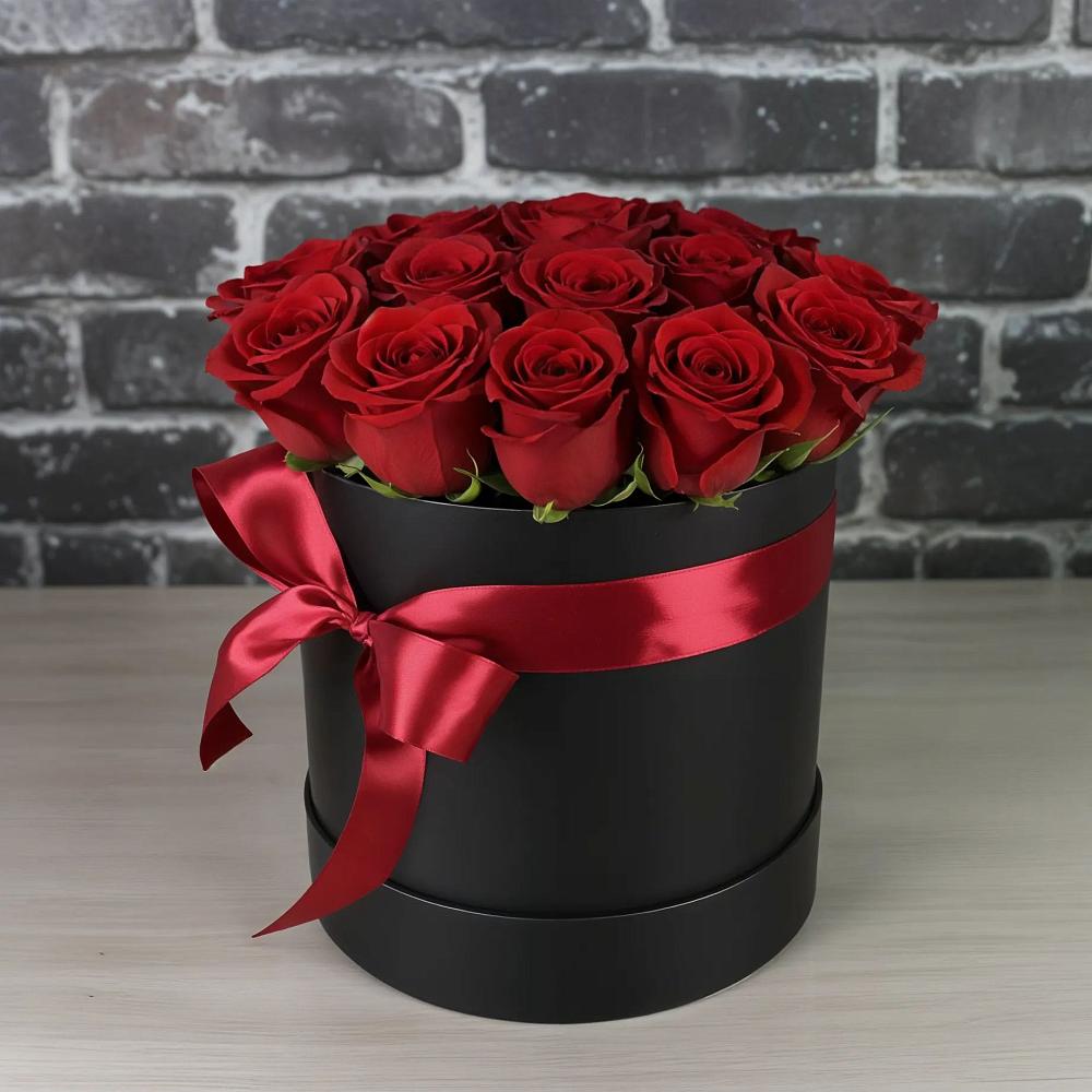 Цветочная композиция из Розы в шляпной коробке в Пестриково